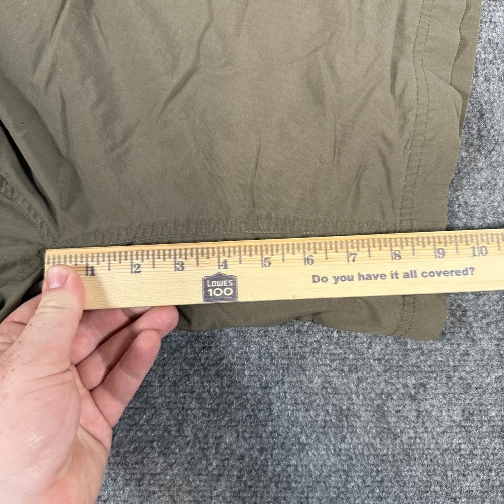 The North Face Shorts Mens Large Brown Lightweight Outdoors‎ Hiking Cargo Nylon